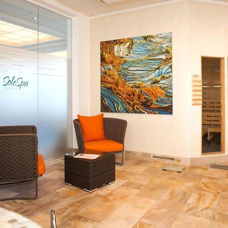 Luxurioeses Wellnes Apartment 바트에센 외부 사진