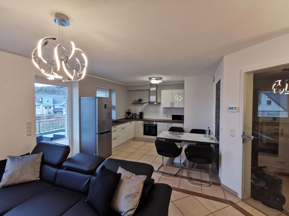 Luxurioeses Wellnes Apartment 바트에센 외부 사진