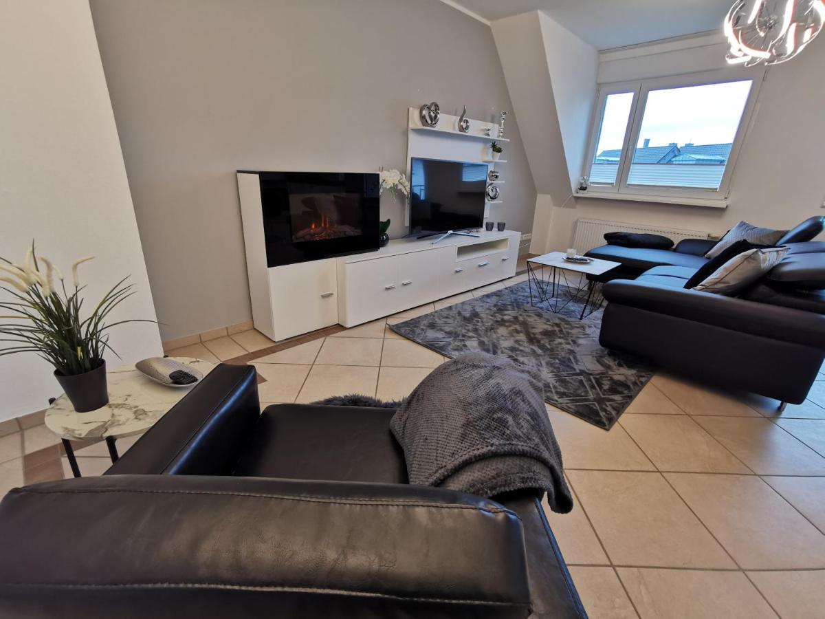 Luxurioeses Wellnes Apartment 바트에센 외부 사진